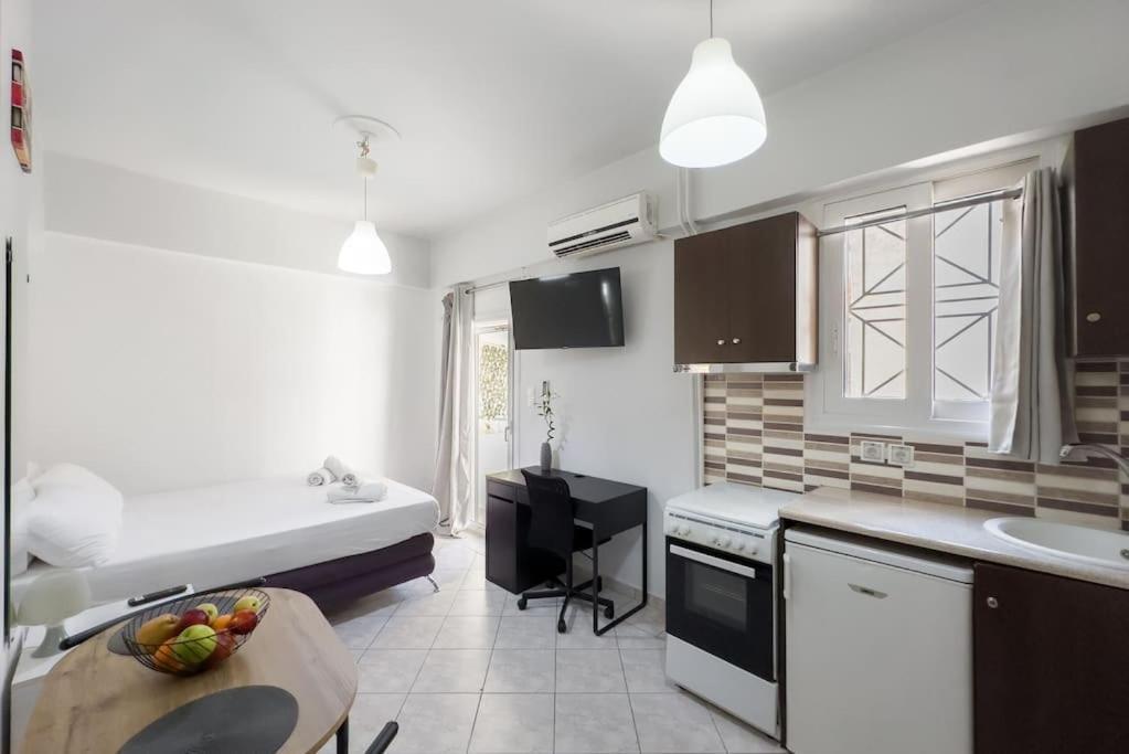 Pagrati Cozy Retreat Lägenhet Aten Exteriör bild